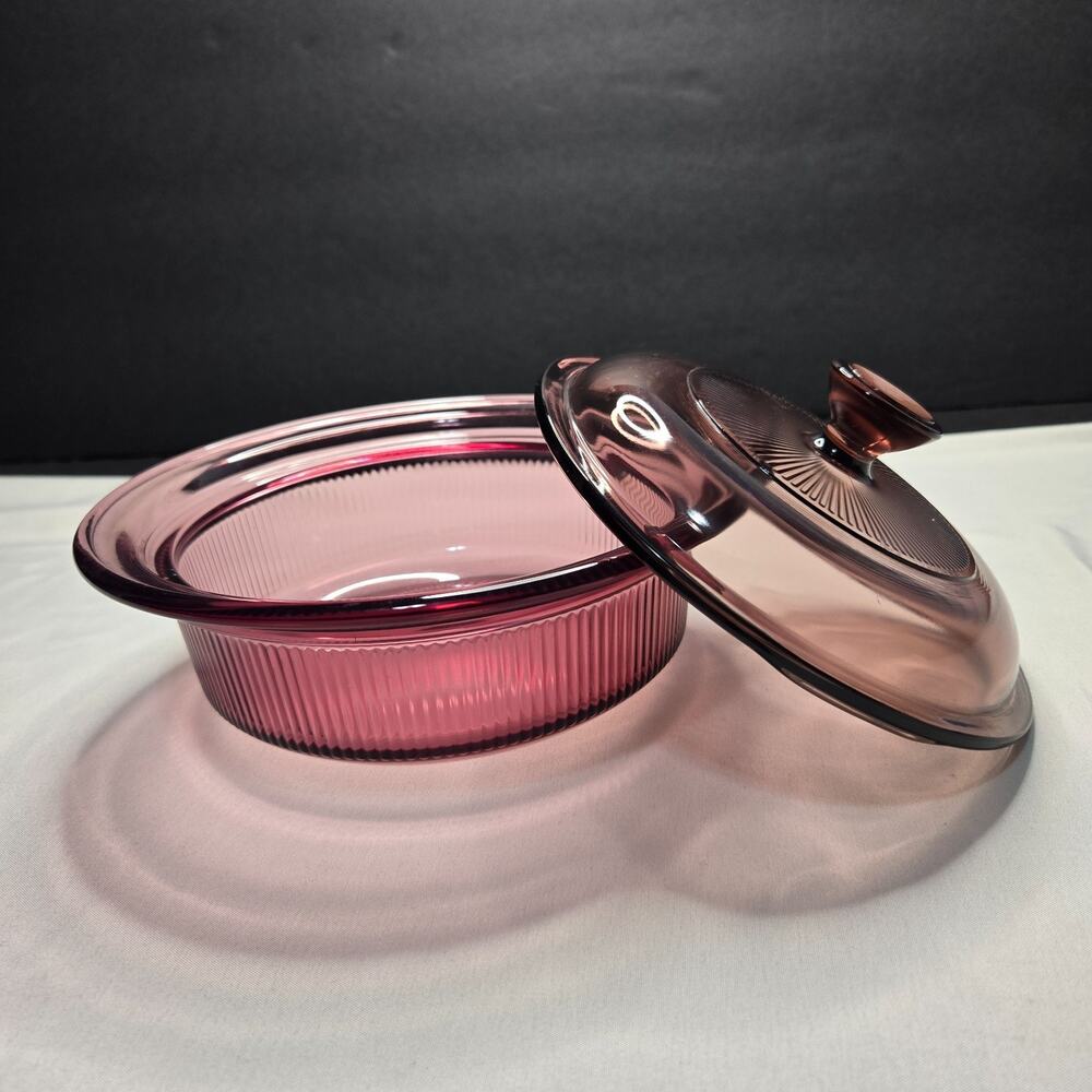 Vintage VISIONS by Corning Round Cranberry Glass Casserole 1.5qt ribbed With Lid